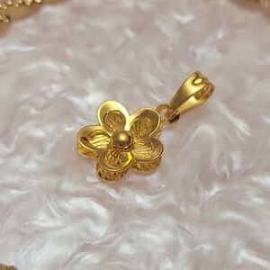 Flower Pendant Top only in Solid Gold 21K